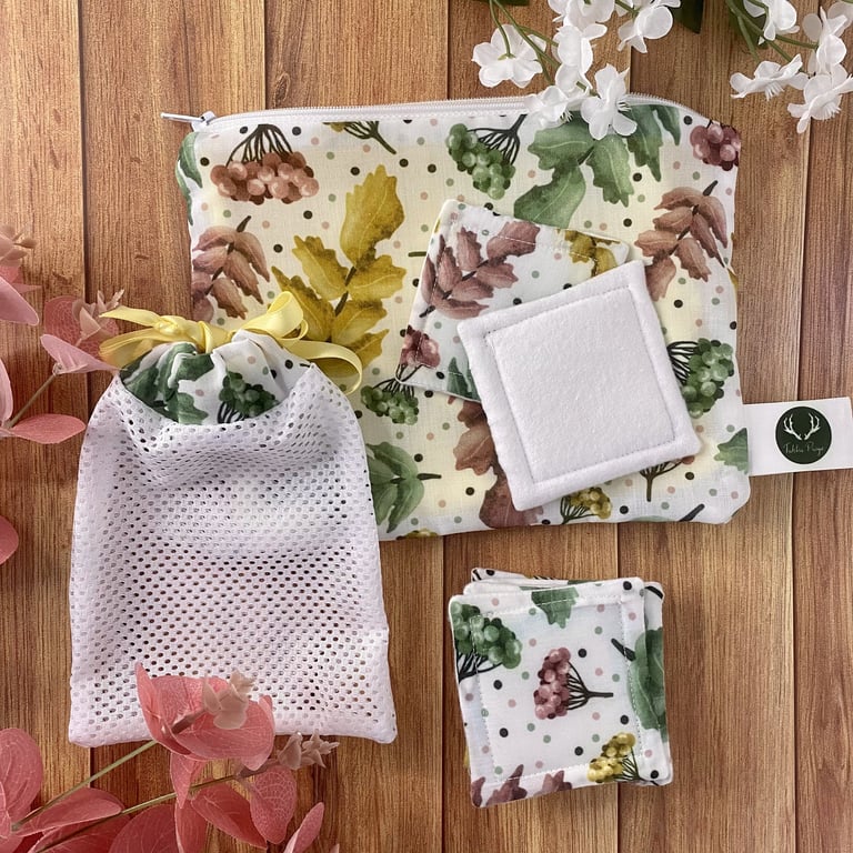 Pretty Foliage Skincare Essentials Giftset Reusable Skincare Pads,Pouch, Washbag