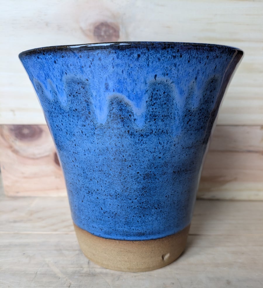 Wavy blue vase