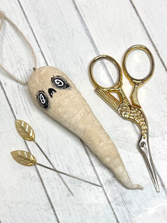 Spun Cotton Cream Ghost 4