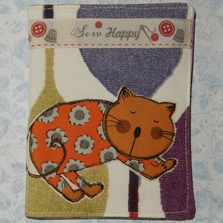 Needle case - Sew happy cat in pyjamas