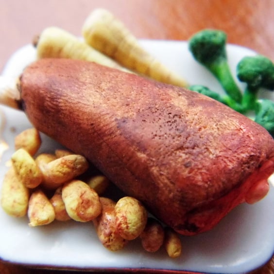 1:12 Scale Leg of Lamb Roast Dinner