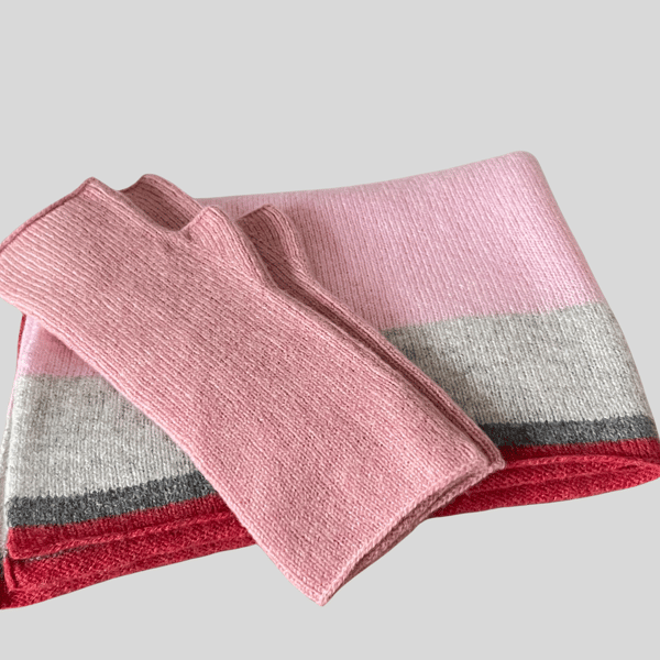 Mittens - Calamine pink wrist warmers, fingerless mittens 