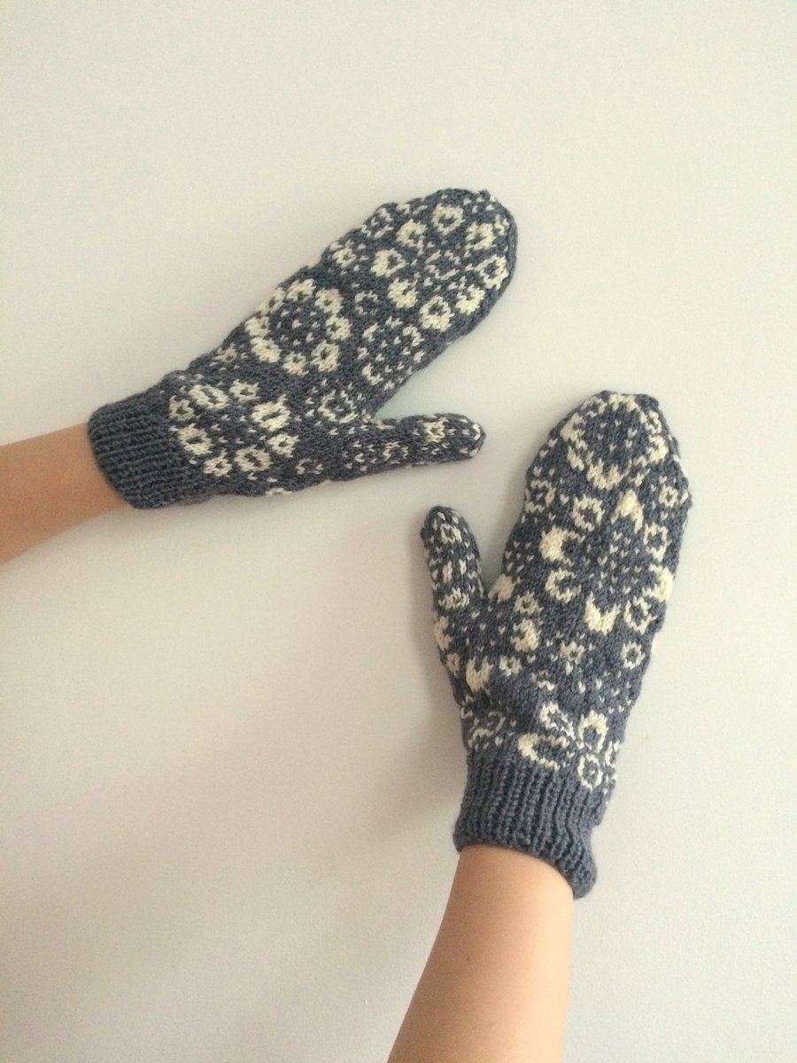 READY TO SHIP Hand Knitted Grey Wool Mittens with White Floral Snowflake Flower 