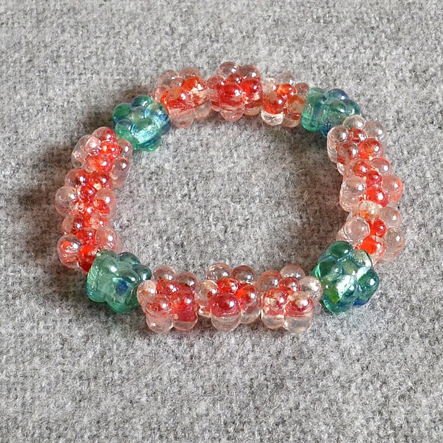 Red and Green Glass Flower Beaded Elastic Bracelet