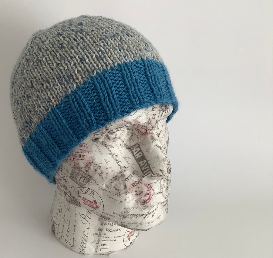 BEANIE HAT , regular. Unisex . Shetland Wool , Alpaca.. Knitted. Blue