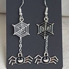 Quirky Halloween Spider Earrings - Black Silver Gold tones