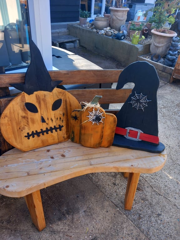 Wooden Halloween set x3