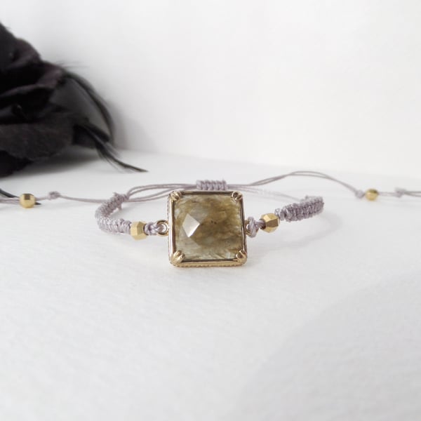 Labradorite Antique Gold, Adjustable Bracelet