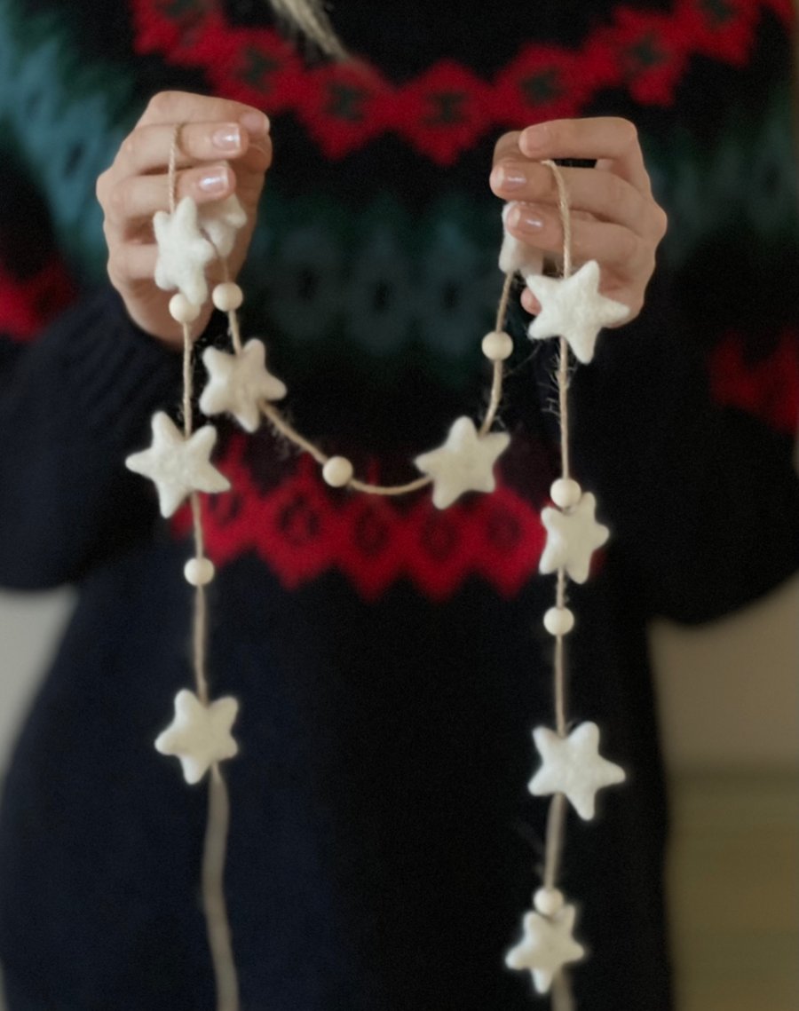 Needle Felt Cream Star Garland 