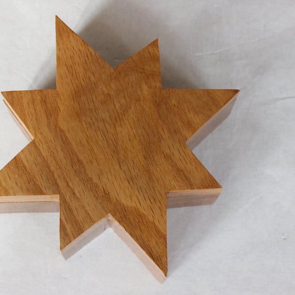 Star Shaped Oak Ring - Trinket Box