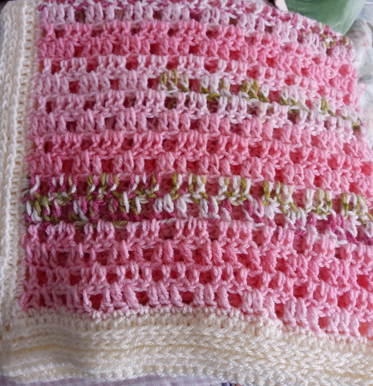 Vintage-Style Blossom Baby Blanket  - Lap blanket - Christening gift
