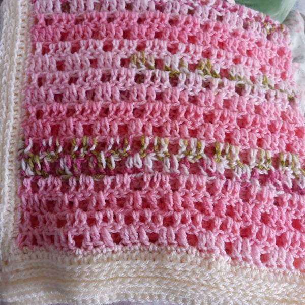 Vintage-Style Blossom Baby Blanket  - Lap blanket - Christening gift