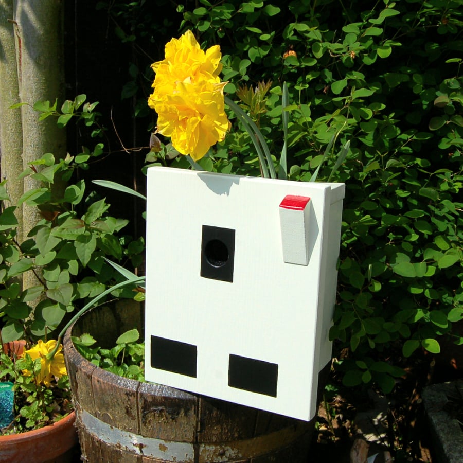 Electrical Socket Bird Box
