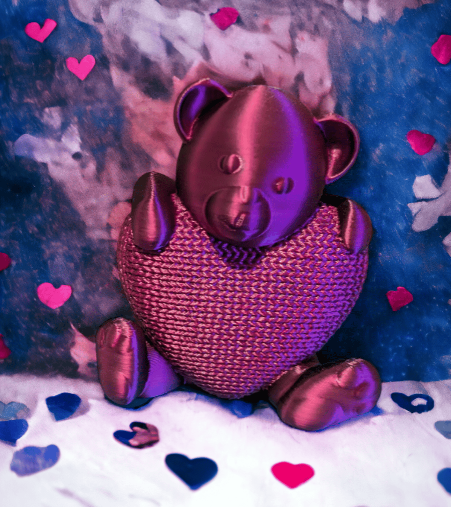 3D printed bear holding knitted effect heart