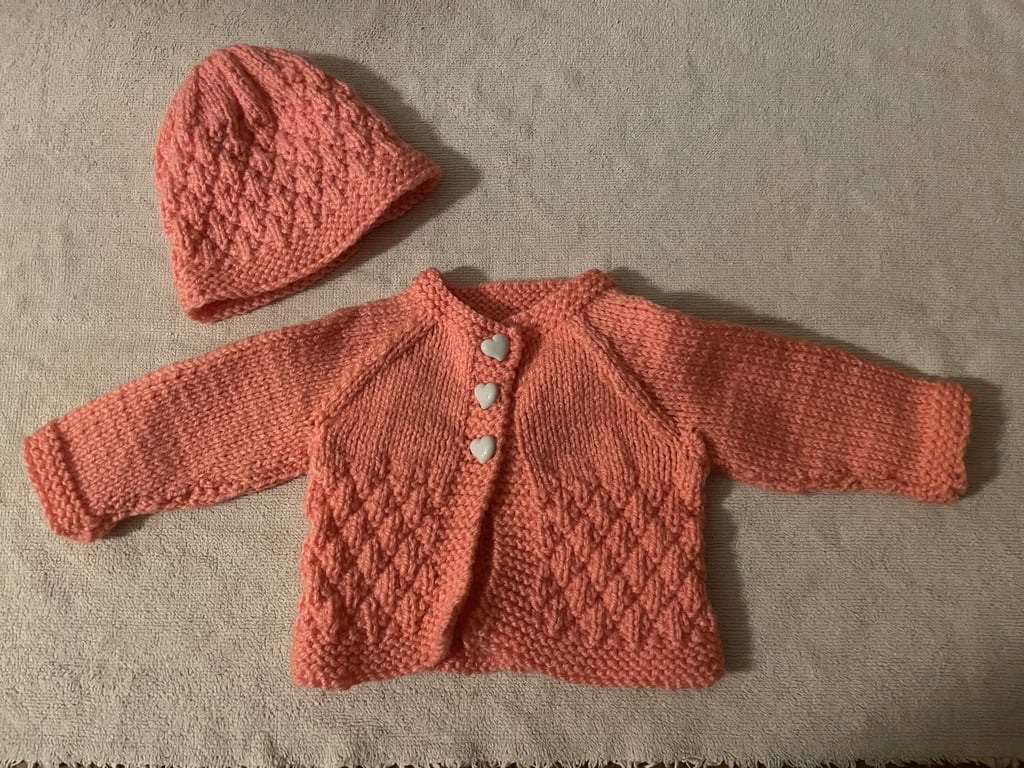 Hand knitted newborn hat and cardigan set
