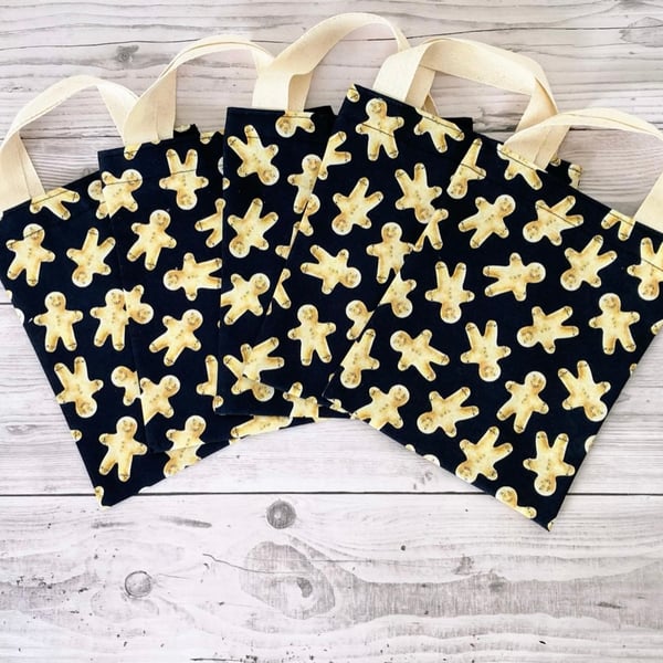 Gingerbread Men Christmas Party Bags: Navy Cotton Fabric Reusable Small Tote.