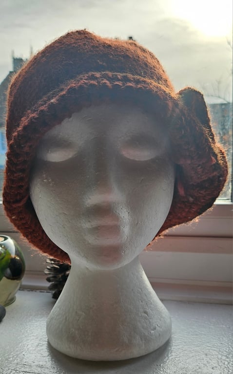 Flapper Style Hat Autumnal