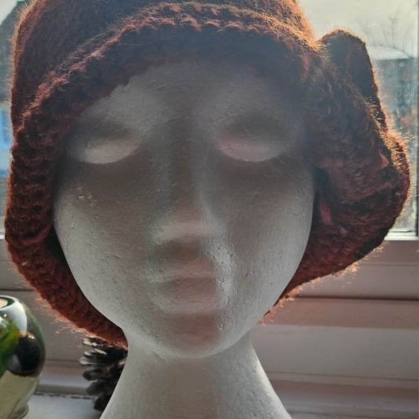 Flapper Style Hat Autumnal