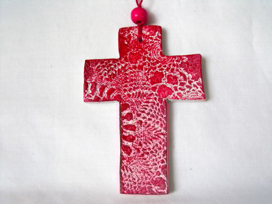 ceramic lace hanging cross decoration in red