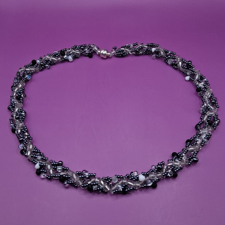 Hand Crafted Beaded Twist Shorter Length Necklace