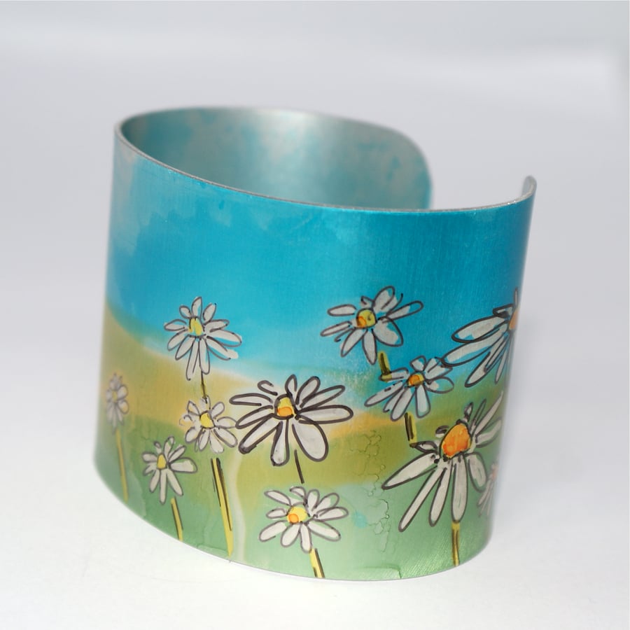 Spring landscape cuff