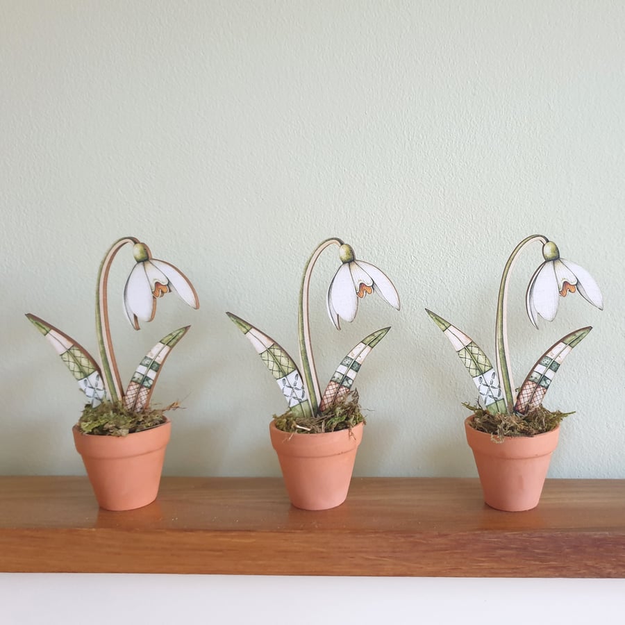 Potted Wooden Snowdrop Flower Home Decoration