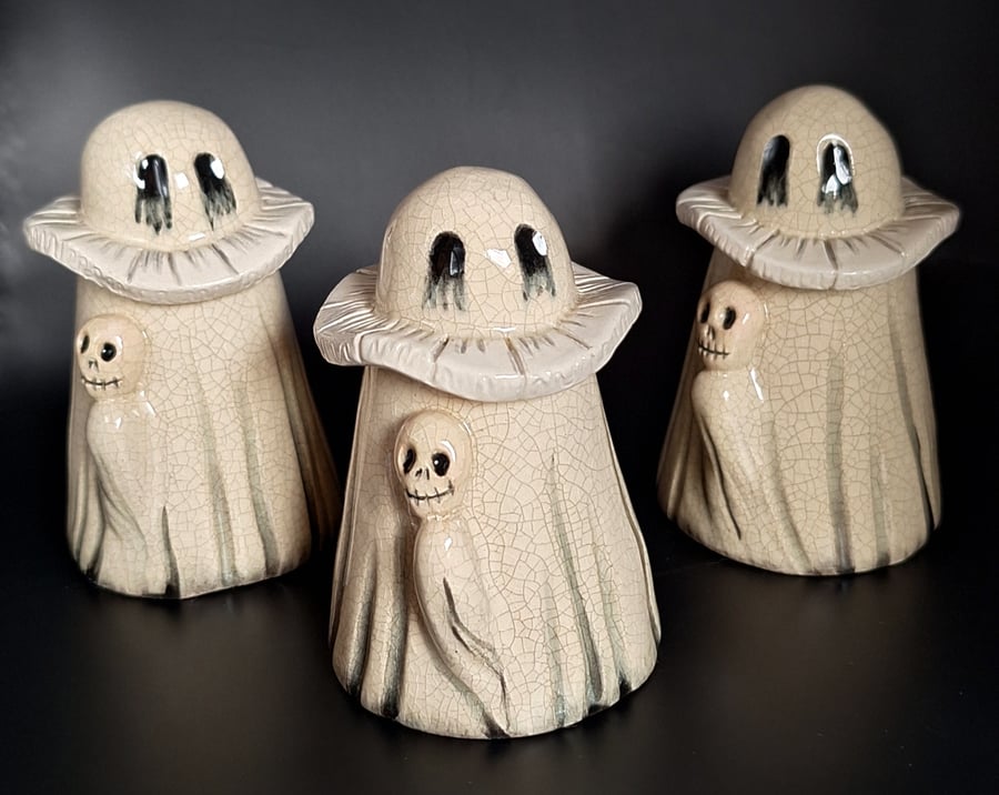 Shakespearean Ghost - ceramic figurine