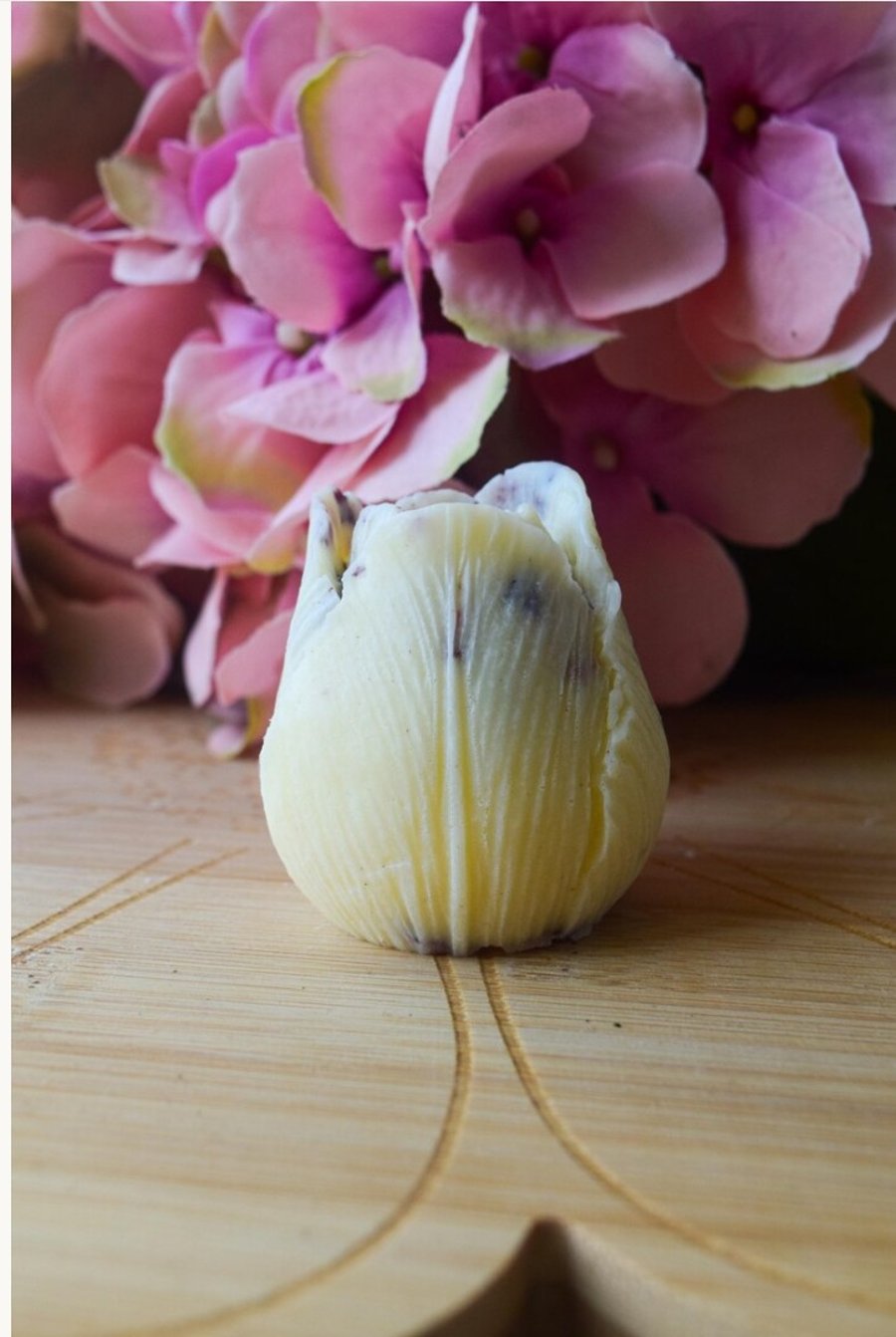 Rose scented vegan melt (medium)