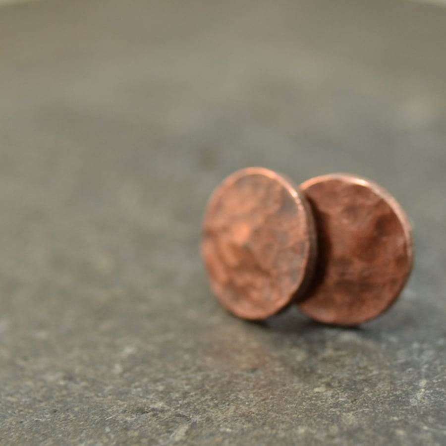 Copper textured stud earrings