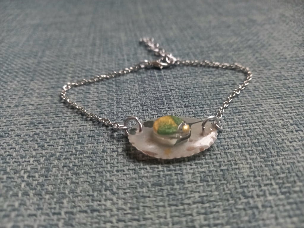 Green and Gold Leafy Bracelet