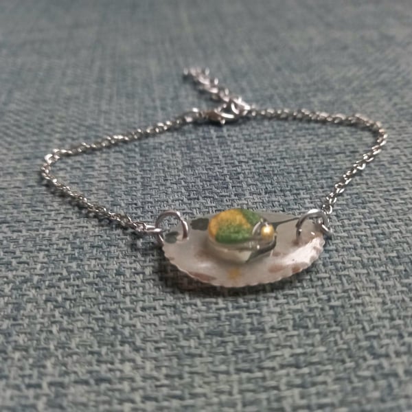 Green and Gold Leafy Bracelet