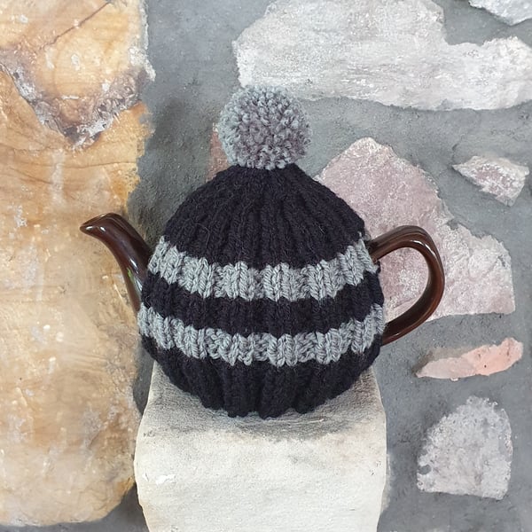 Small Tea Cosy for 2 Cup Tea Pot, Black & Grey, Hand Knitted, Wool Mix Yarn