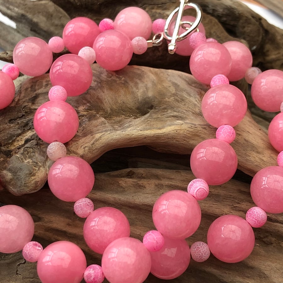 14mm pink agate bead necklace with silver fastener -00000999
