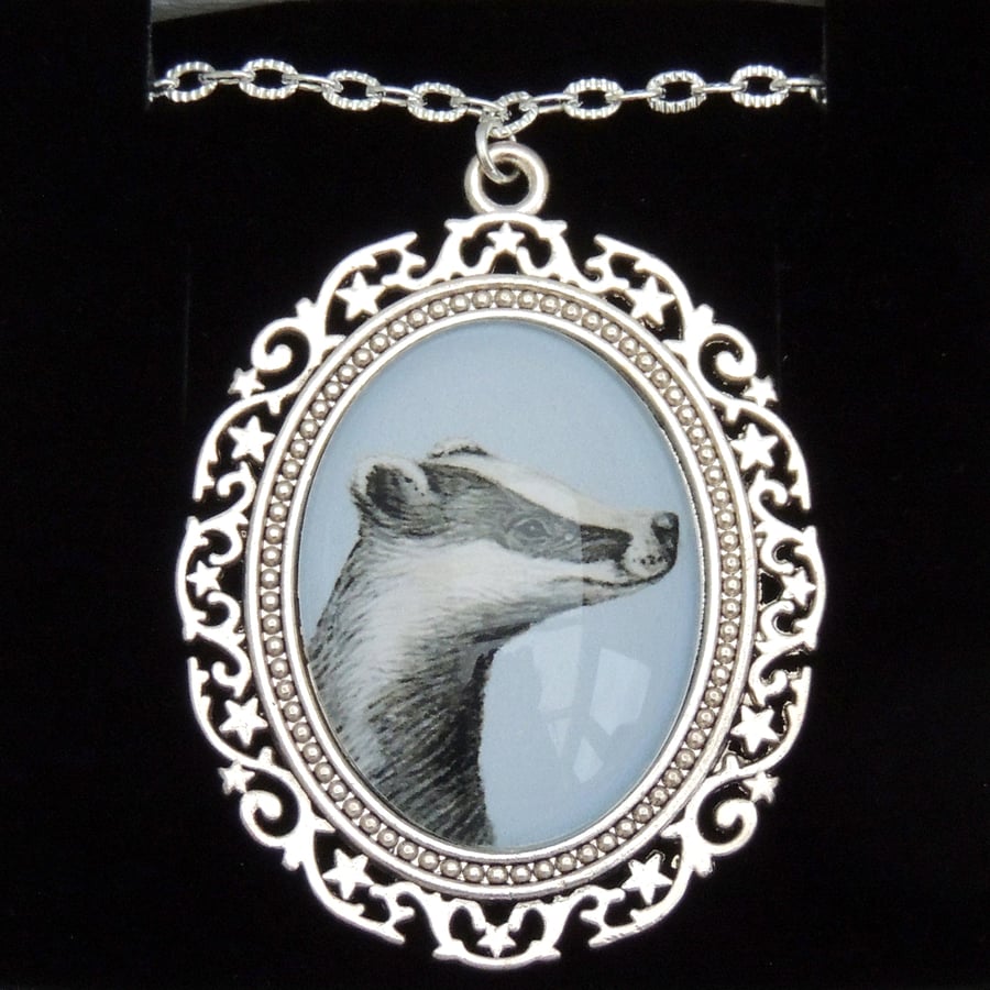 Badger Pendant Necklace - Fancy Silver Style