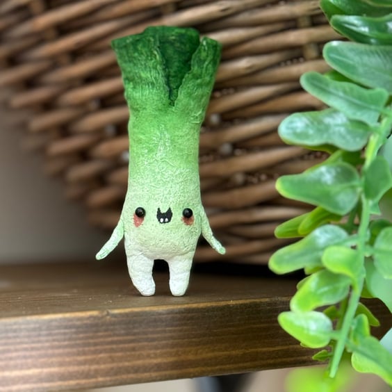 Spun Cotton Miniature Leek Doll