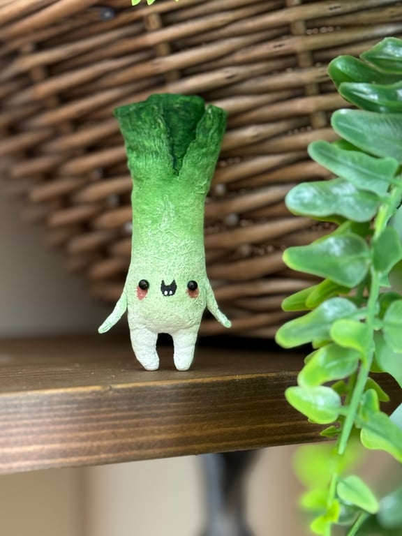 Spun Cotton Miniature Leek Doll