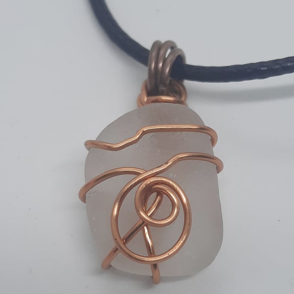Sea glass wire wrapped pendant necklace (E1.6)
