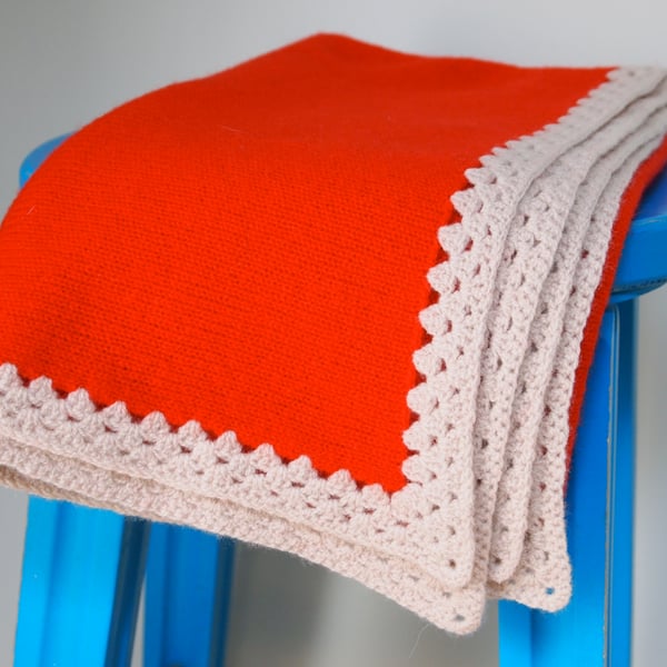 Knitted Soft Lambswool Red Blanket With Beige Crochet Edging