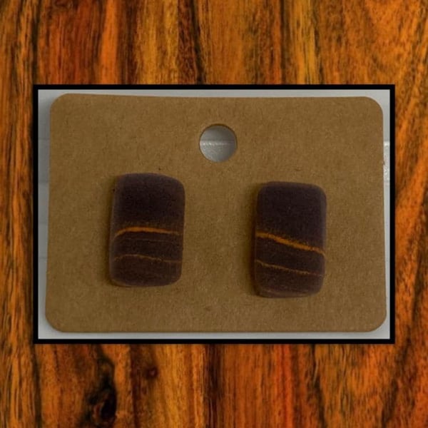 Outlet Wood grain studs