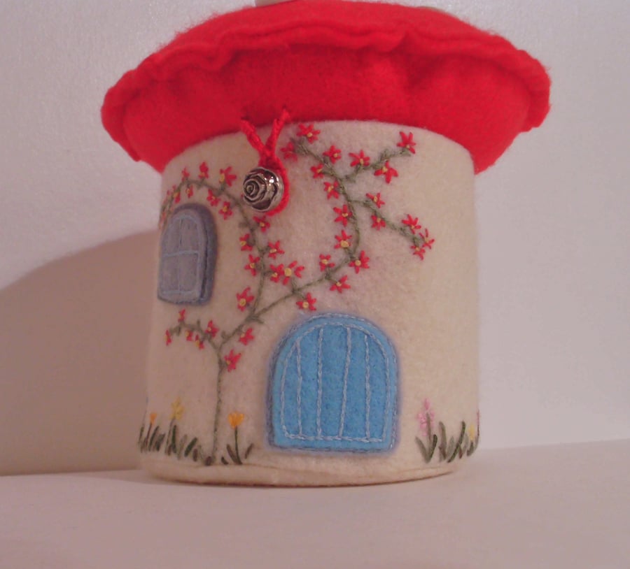 MUSHROOM HOUSE SEWING BOX