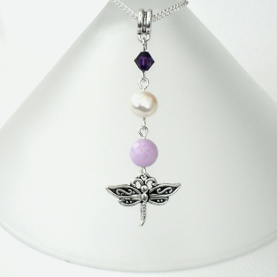 SALE: Pearl and dragonfly charm necklace