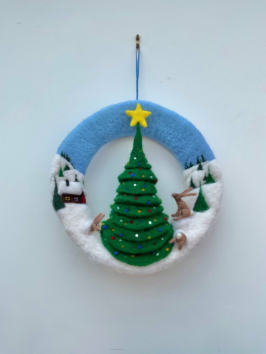 Image of PDF Tutorial for my Christmas needle felted wreath.