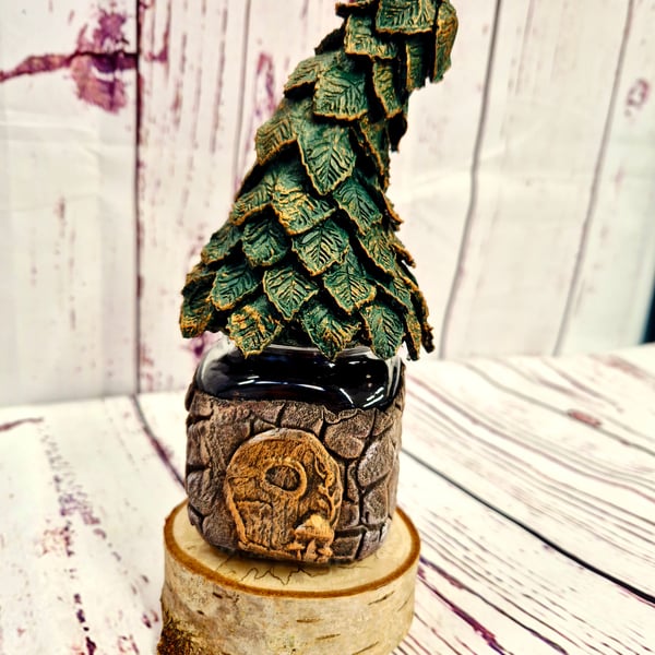 “Leaf & Stone Cottage” – Enchanted Fairy House