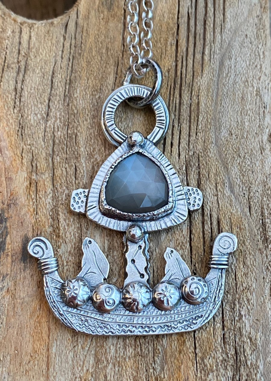 Moon Ship Hare Pendant with Moonstone