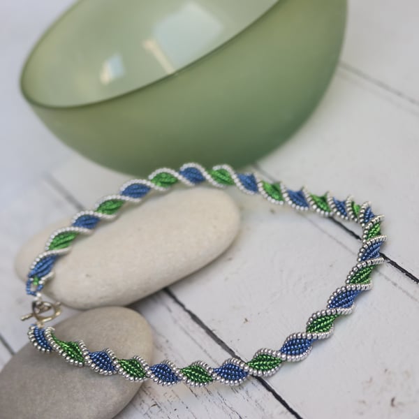 Blue and Green Twist Necklace 