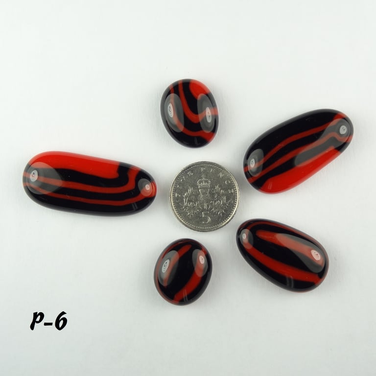 Fused glass cabochons flat backed perfect for jewellery making, red black (P-6)
