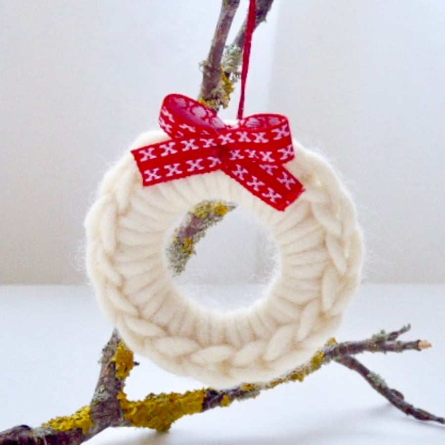 Crochet wreath, mini wreath, Christmas tree decoration, Christmas wreath