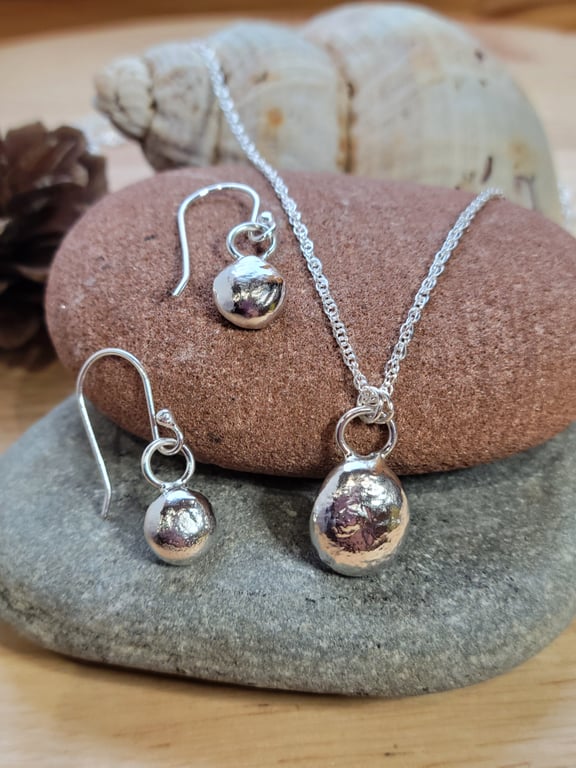 Sterling Silver Pebble Pendant & Earrings Set 