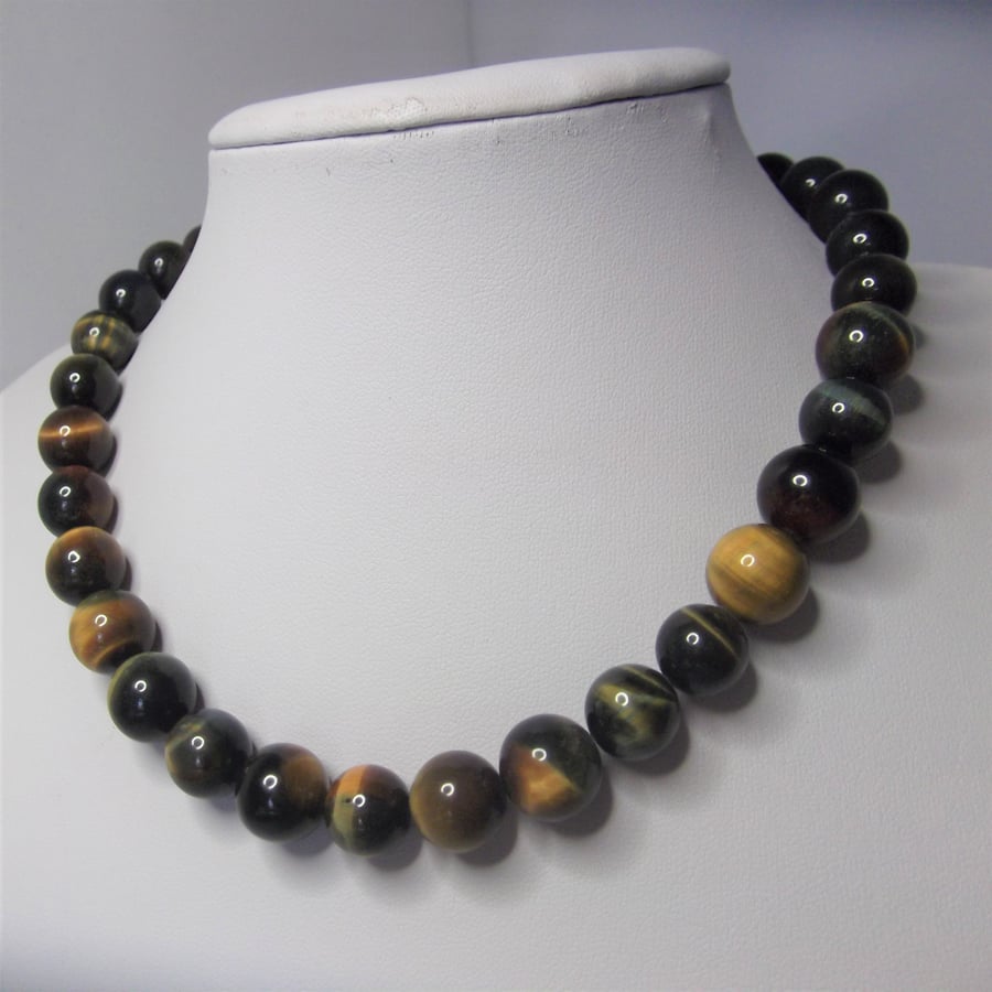 Tigers eye gemstone choker necklace brow & solar plexus chakra's