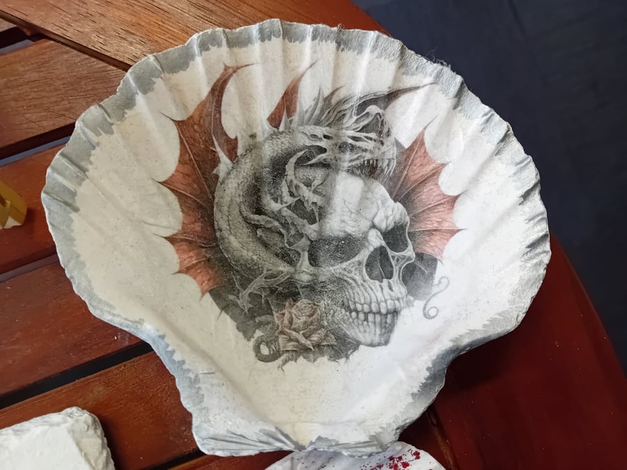 Shell trinket dish